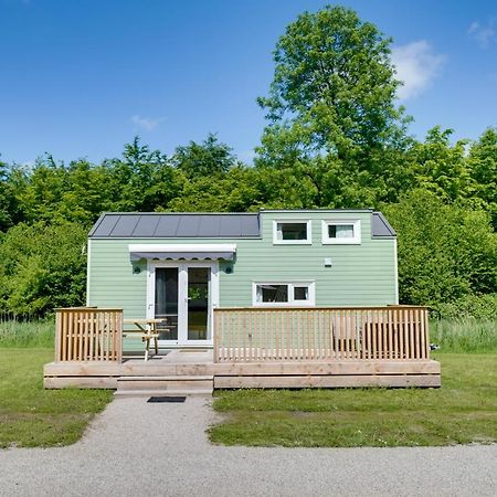 Gezellige Tiny House met zwembad Villa Zeewolde Buitenkant foto
