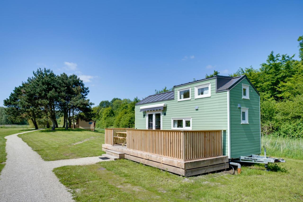 Gezellige Tiny House met zwembad Villa Zeewolde Buitenkant foto