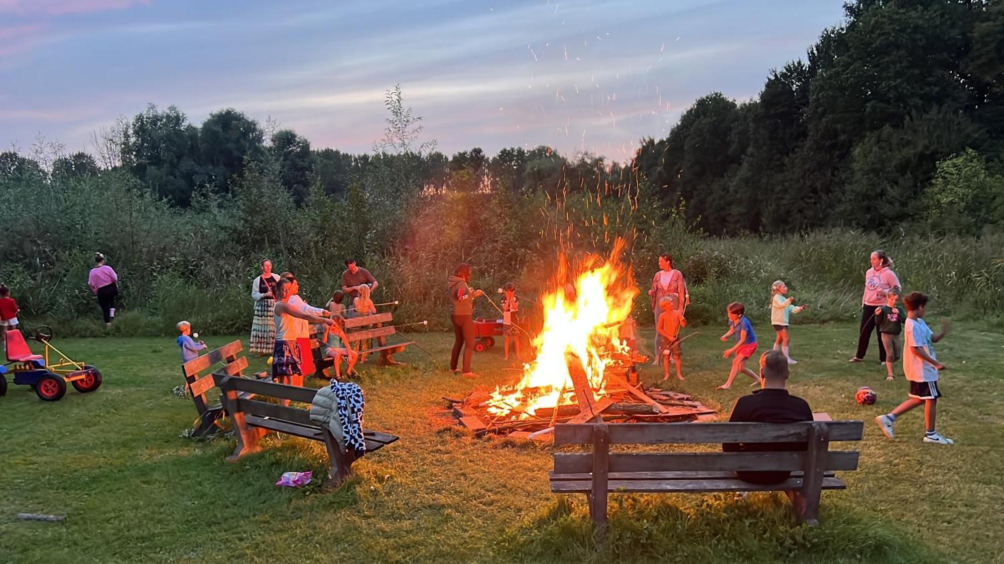 Gezellige Tiny House met zwembad Villa Zeewolde Buitenkant foto